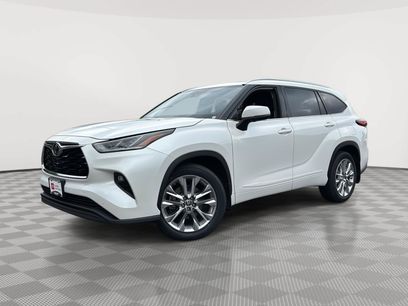 Used 2021 Toyota Highlander Limited