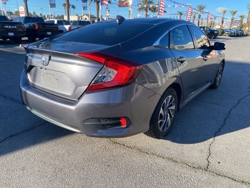 Used 2017 Honda Civic EX image 7