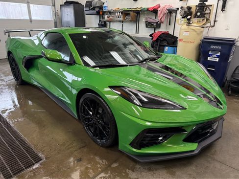 Used 2026 Chevrolet Corvette Stingray Convertible w/ 1LT image 2