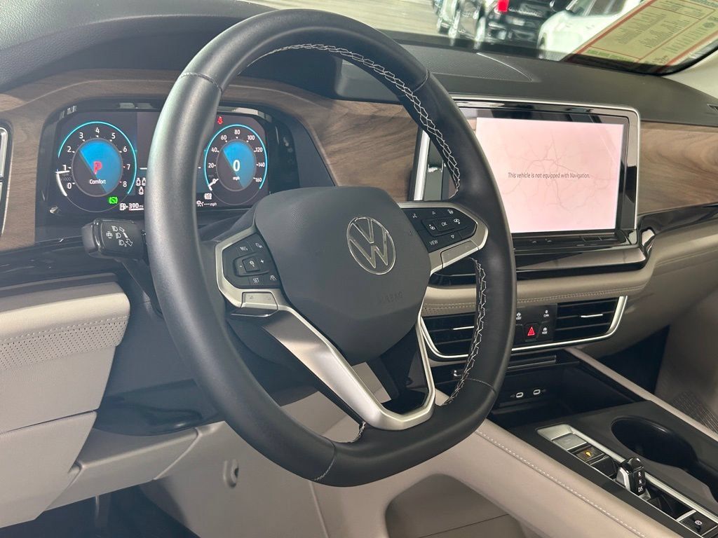 Used 2024 Volkswagen Atlas SE FWD image 46