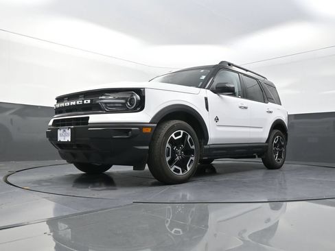 Used 2024 Ford Bronco Sport Outer Banks AWD/4WD image 23