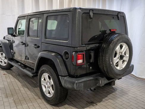 Used 2019 Jeep Wrangler Unlimited Sport S image 4
