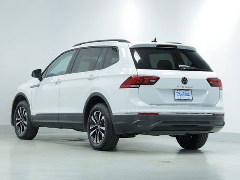 Certified 2022 Volkswagen Tiguan S image 6