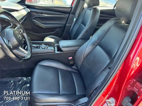 Used 2019 MAZDA MAZDA3 Sedan FWD image 11