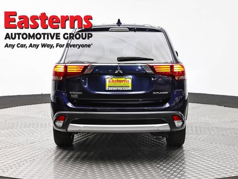 Used 2018 Mitsubishi Outlander AWD image 6