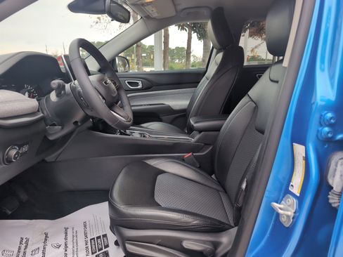 Used 2022 Jeep Compass Latitude image 16