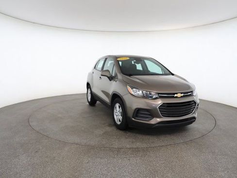 Used 2020 Chevrolet Trax LS image 28