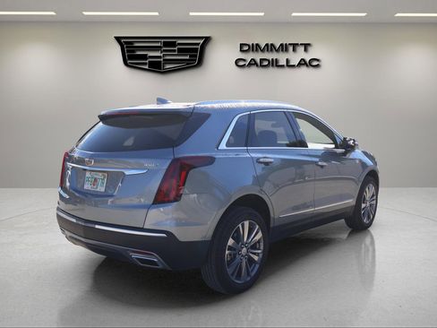 New 2025 Cadillac XT5 Premium Luxury image 5