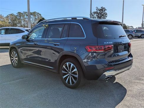 Used 2023 Mercedes-Benz GLB 250 image 5