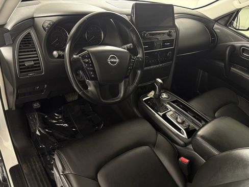 Used 2023 Nissan Armada SV image 17