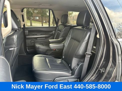 Used 2024 Ford Expedition XLT image 21