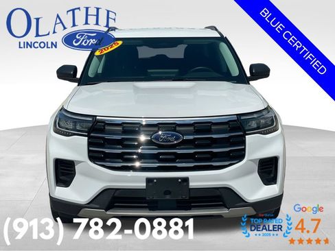 Certified 2025 Ford Explorer Active AWD/4WD image 9