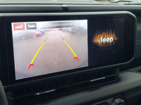 Used 2024 Jeep Wrangler High Altitude image 19