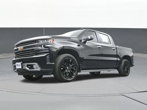 Used 2019 Chevrolet Silverado 1500 High Country w/ Technology Package AWD/4WD image 60