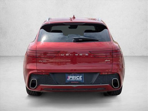 Used 2025 Genesis GV70 2.5T AWD/4WD image 7