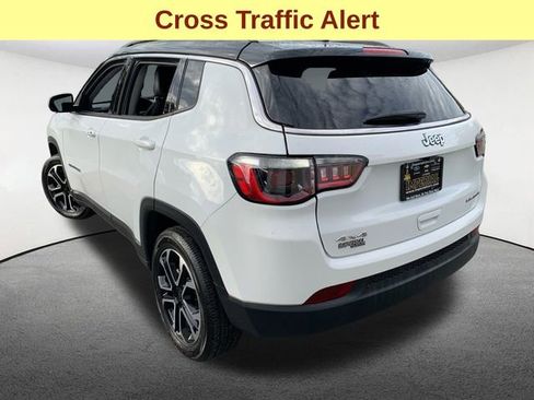 Used 2022 Jeep Compass Limited image 10