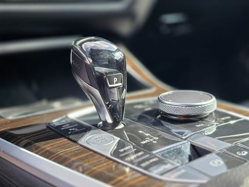 Used 2021 BMW X5 xDrive40i w/ Premium Package image 39