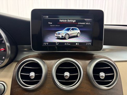 Used 2019 Mercedes-Benz GLC 300 4MATIC image 31