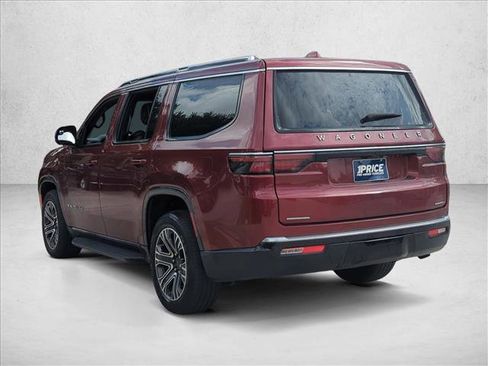 Used 2022 Jeep Wagoneer Series III image 7