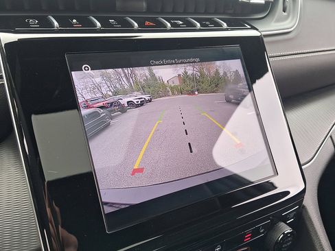 Used 2024 Jeep Grand Cherokee L Altitude image 27