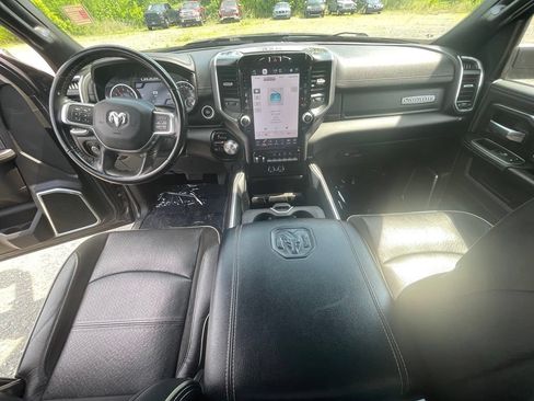 Used 2022 RAM 2500 Laramie AWD/4WD image 3