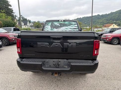 Used 2025 RAM 2500 Big Horn AWD/4WD image 6