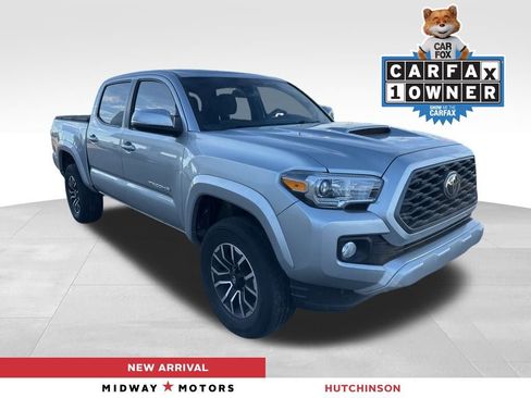 Used 2022 Toyota Tacoma TRD Sport image 1