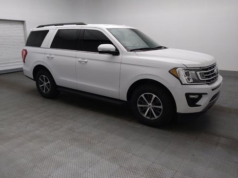 Used 2019 Ford Expedition XLT w/ Equipment Group 201A image 11