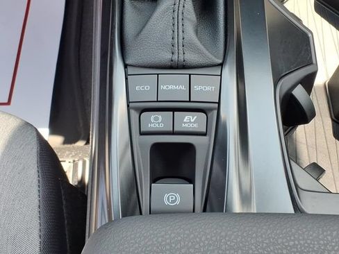 Used 2026 Toyota Camry LE FWD image 13