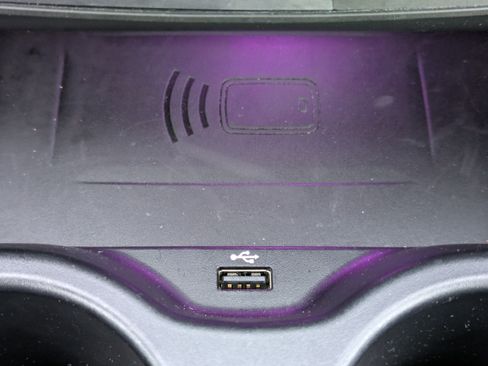 Used 2022 BMW 540i w/ Convenience Package image 22