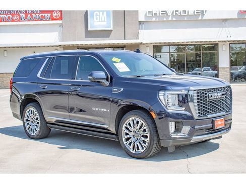 Used 2023 GMC Yukon Denali Ultimate AWD/4WD image 2