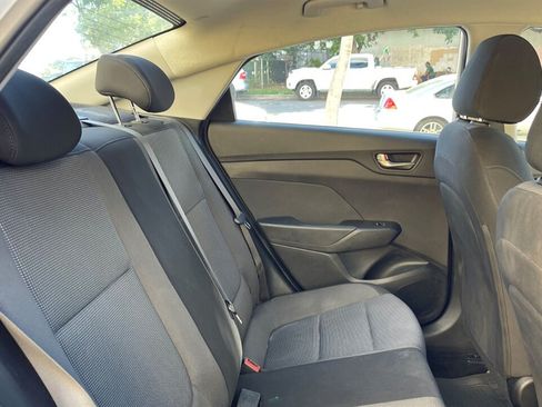 Used 2020 Hyundai Accent SE FWD image 17