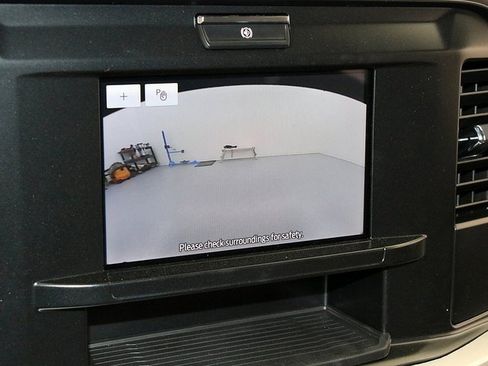 New 2025 Ford F550 4x4 Supercab Super Duty image 17