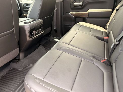 Used 2020 Chevrolet Silverado 1500 LT Trail Boss AWD/4WD image 13