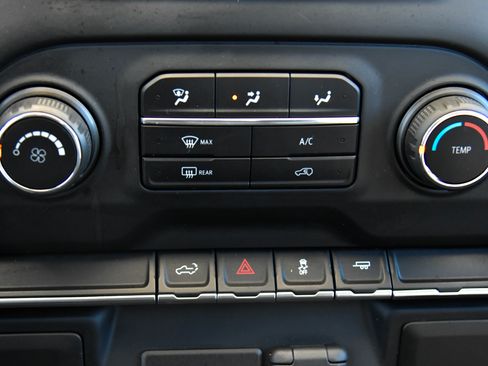 Used 2021 Chevrolet Silverado 1500 Custom RWD image 22