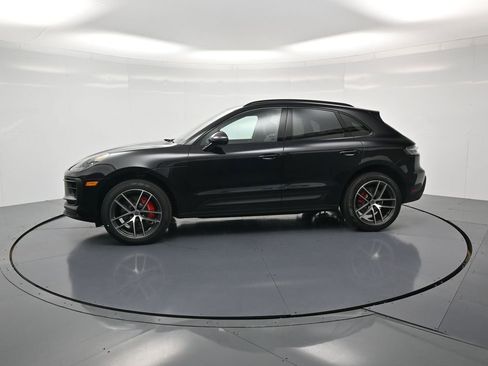 New 2026 Porsche Macan S image 2