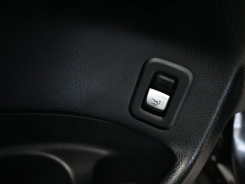 Used 2018 Mercedes-Benz GLC 300 GLC 300 Coupe image 12