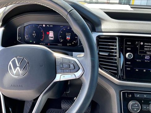 Certified 2021 Volkswagen Atlas Cross Sport SEL image 25