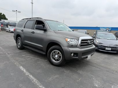 Used 2011 Toyota Sequoia SR5 w/ Premium Pkg