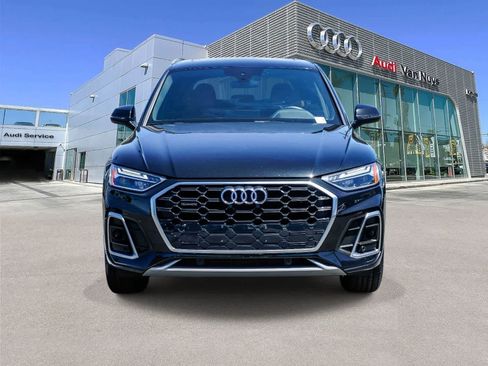 Used 2023 Audi Q5 2.0T Premium w/ Convenience Package AWD/4WD image 6