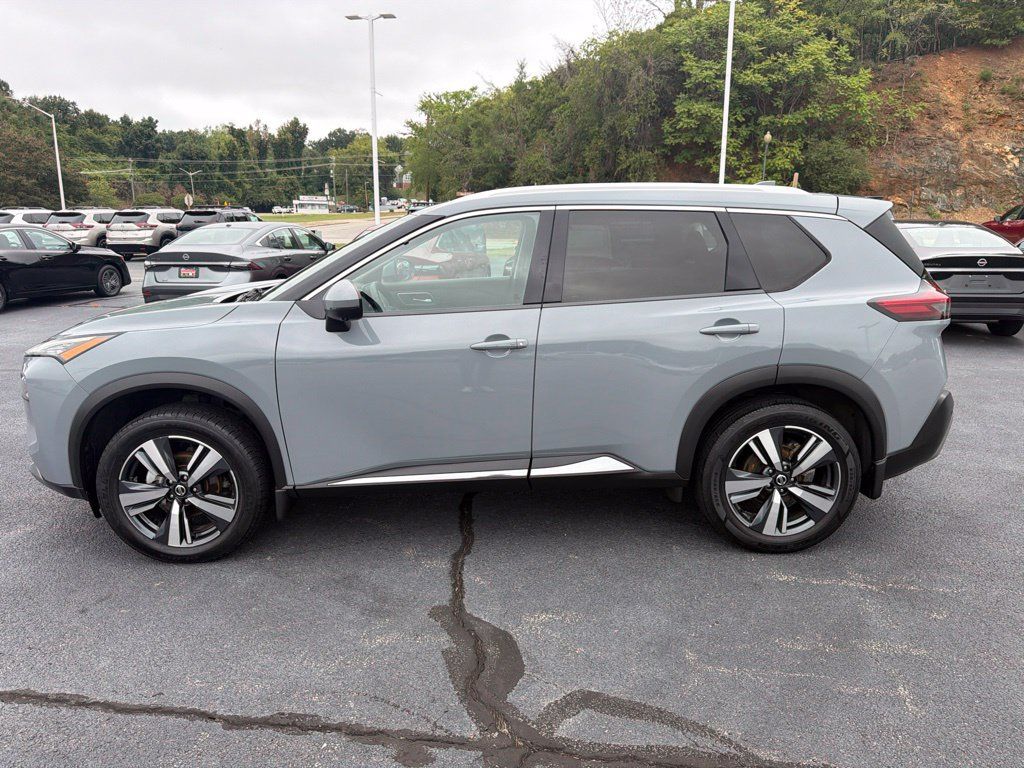 Certified 2021 Nissan Rogue SL w/ Premium Package AWD/4WD image 4