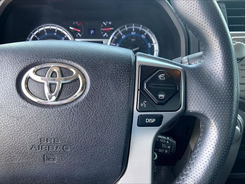 Used 2016 Toyota 4Runner SR5 Premium AWD/4WD image 25