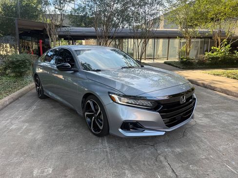 Used 2021 Honda Accord Sport image 12