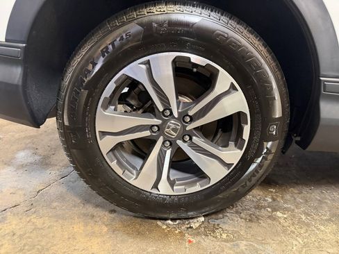 Used 2020 Honda CR-V LX image 27