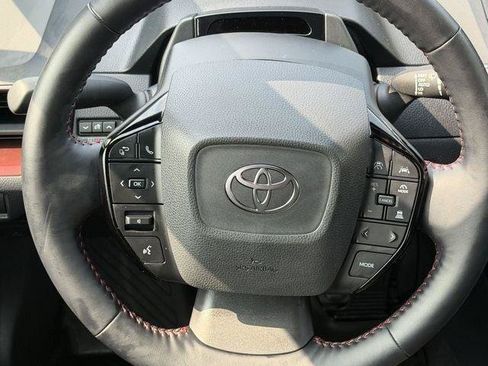 Certified 2025 Toyota Prius Plug-In Hybrid FWD image 11