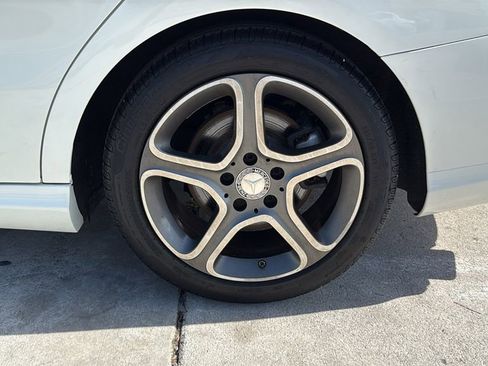 Used 2014 Mercedes-Benz CLA 250 image 10