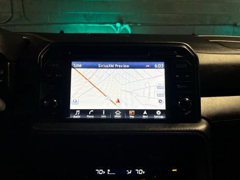 Used 2017 Nissan GT-R Premium image 12