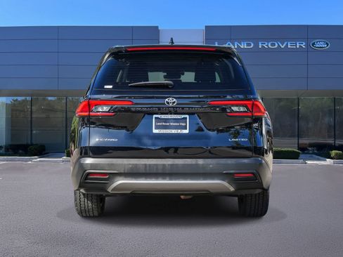 Used 2024 Toyota Grand Highlander AWD Hybrid image 4