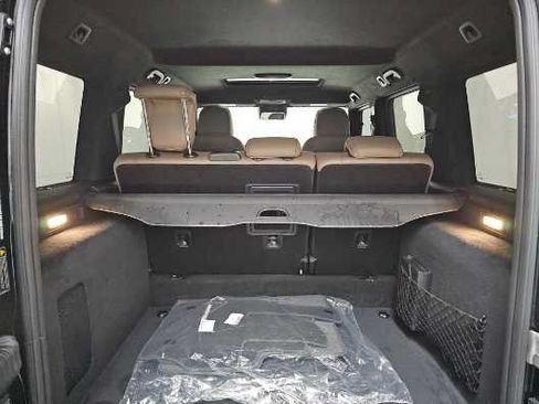 Used 2026 Mercedes-Benz G 63 AMG 4MATIC w/ AMG Offroad Package Pro image 9