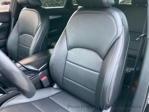 Used 2019 INFINITI QX50 Luxe w/ Navigation Package image 9